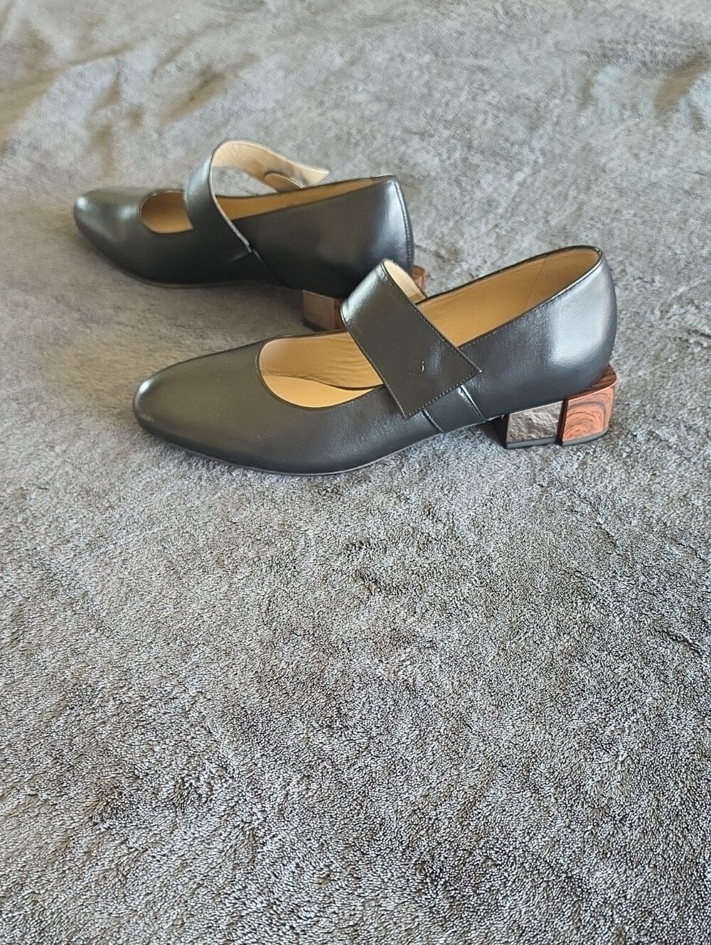 Black Mary Jane Low Block Heel Pumps with Wood-Accent Heel